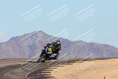 media/Nov-16-2024-CVMA (Sat) [[0e4bb1f32f]]/Race 11-Amateur Supersport Open/